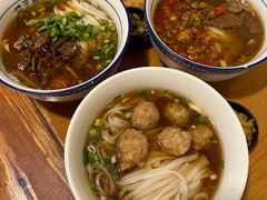 -矮子粉店1985·长沙米粉(湘春路店)