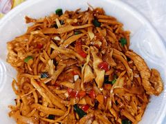 -冰纷万象滑冰场(深圳万象城店)