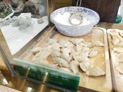 -袁亮宏饺子云吞(侯家桥菜场店)