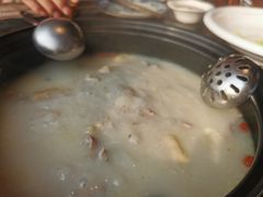 -大匠工房古船木艺术餐厅·猪肚鸡专门店(长白仙岛店)