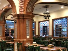 大堂-清真·玛丽亚新疆菜主题餐厅(浙江中路店)