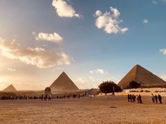 -吉萨金字塔群