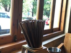 靠窗位-串大叔炭火烤串·鸡西大冷面刀削面(总店)