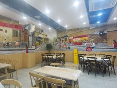 大堂-江城燕子大排档(江汉路步行街店)