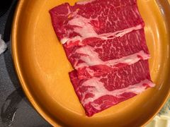 -牛YO寿喜烧·铁板烧和牛火锅自助(市府恒隆店)