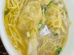 鲜虾云吞面-陈光记烧腊店(罗保博士街店)