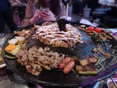 -豚豚家돈돈가韩国锅盖烤肉(新北万达店)
