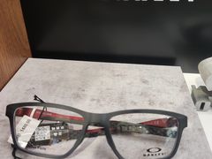 -一代眼镜·蔡司配镜(浦东大拇指广场店)