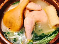 -刀小蛮半只鸡过桥米线(家乐福四元桥店)
