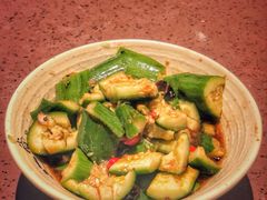 拍黄瓜-一棠龙虾•王牌虾球(光谷天地店)