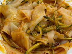 凉皮-河洛王三米皮(泉舜购物中心店)