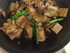 -虹泥小厨(南国花园总店)