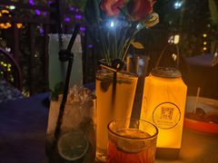 -拾光音乐餐酒吧(告庄星光夜市店)