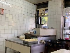 大堂-黄阿姨锅贴大王(万航渡路店)