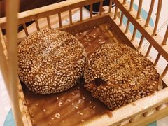 麻酱烧饼-南城十里潮汕鲜牛火锅·鲜虾生滚粥(融汇老商埠店)