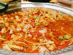 -有红鸡毛店·川菜(建设路店)