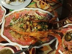 -Thiw Soen Seafood Restaurant