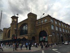 -九又四分之三站台