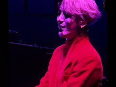 -宝能国际体育演艺中心