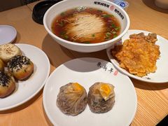 -朱新年·苏式汤团·面点(北寺塔店)
