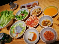 餐前小菜-喜来稀肉(北外滩白玉兰广场店)