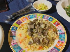 碎肉手抓饭-伊带伊路新疆美食府(呼家楼店)