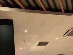 -星巴克臻选(莘庄仲盛店)