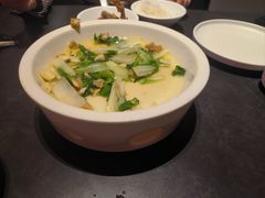 -鸽子侯·家宴·平价海鲜(市图书馆店)