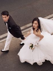 -全城热恋璀璨婚纱摄影(国贸总店)