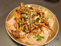 -肥肥虾庄·金牌油焖大虾(汉口城市广场店)