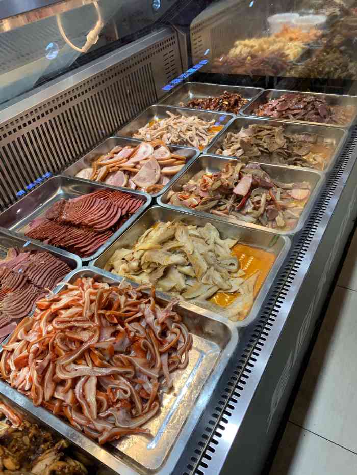 山林熟食(淮海一店)-"上海山林熟食是上海的老牌子产品了.目前门.