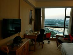 -维也纳酒店(广州番禺大石江景花园店)