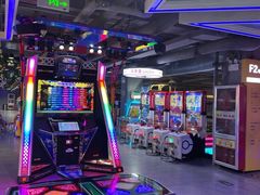 -嗨翻Hi-Fun竞技主题乐园·蹦床亲子生日轰趴(国光1937店)