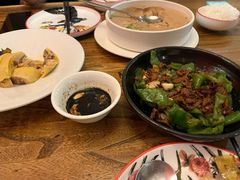 -新白鹿餐厅(银泰西湖文化广场店)