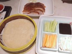 -韵秋荷(宝山龙湖天街店)