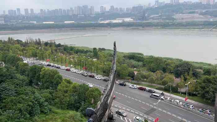 巴滨路湿地公园-"阳春三月,正是踏春赏花的好时节.眼下,在.