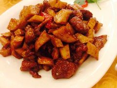 杏鲍菇牛肉粒-华航饭店(华馨小区店)