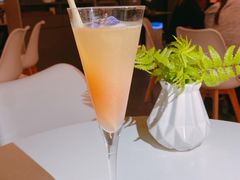 -Oasis Bar & Grill