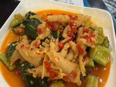 -牛一煲美食(江高店)