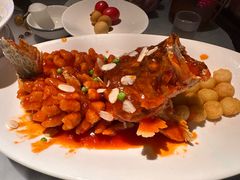 -吴越荣记苏州菜·松鼠桂鱼 100% 活鱼现做(月光码头店)