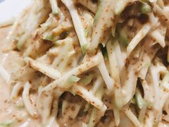 拌西葫芦-左邻右舍褡裢火烧(石榴园店)