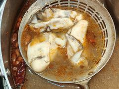 -来龍儿鲜切牛肉自助老火锅