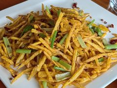 干煸藕丝-莲餐厅·湖北菜·潜江小龙虾店(愚园路店)