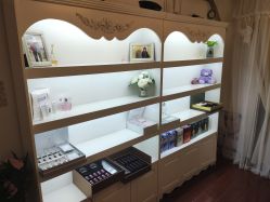 -美肤盾祛痘·问题肌头疗管理中心