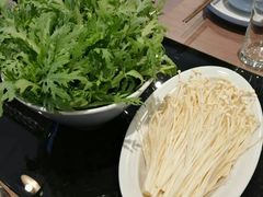 -不老仙金汤虾丸火锅