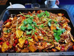 -俏巴妹烤鱼香锅(奥体店)