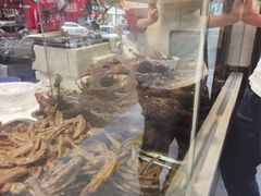 -王浩儿纪六孃甜皮鸭(乐山总店)