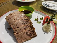 -蓝田九大碗民俗食府(蓝田店)