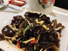 -人民公社铁锅炖·东北菜(卫国道店)