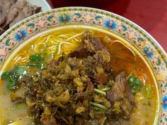 -金杨拉面王小吃面馆·牛三宝面·红烧牛肉粉